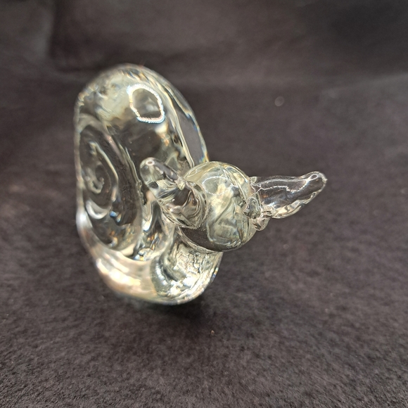 Vintage clear glass snail paperweight. - Picture 4 of 6